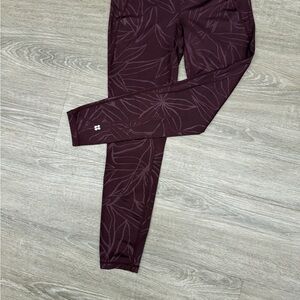 Sweaty Betty Maroon Leaf Print Leggings XS